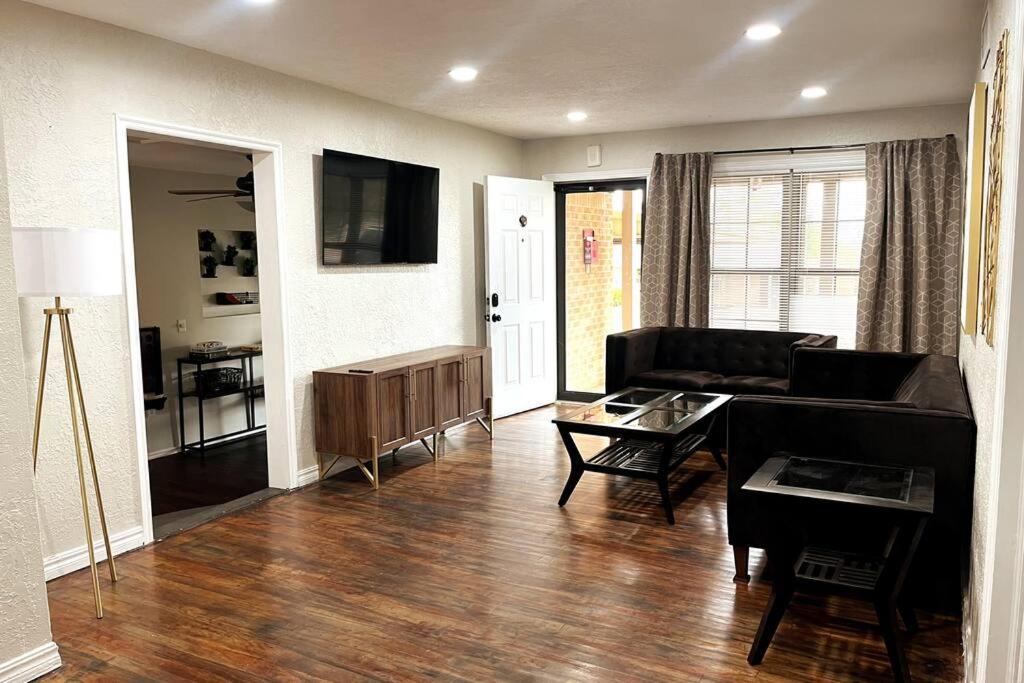 Spacious Lawton Escape With Game Room Near Fort Sill Sleeps 6 Extérieur photo